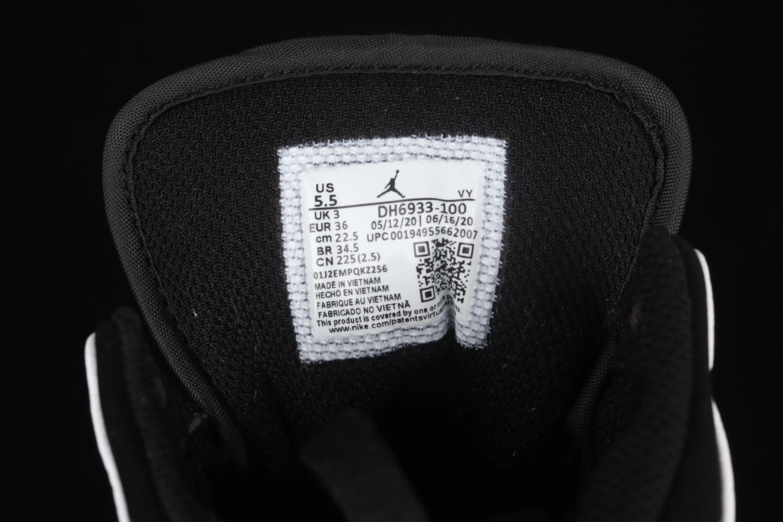 All categories Air Jordan Jordan series basketball shoes Air Jordan 1 Mid Air Jordan 1 Mid "Diamond Shorts" AJ1 Joe 1 Pearlescent White Black Panda DH6933-100